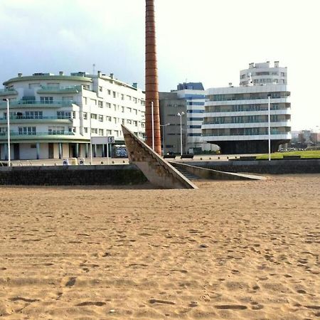 Apartamento Playa Poniente Gijón Esterno foto