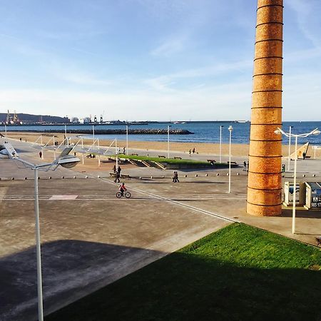 Apartamento Playa Poniente Gijón Esterno foto