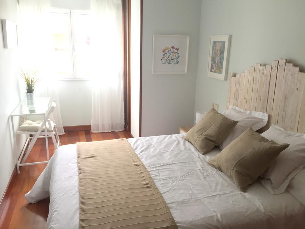 Apartamento Playa Poniente Gijón Esterno foto
