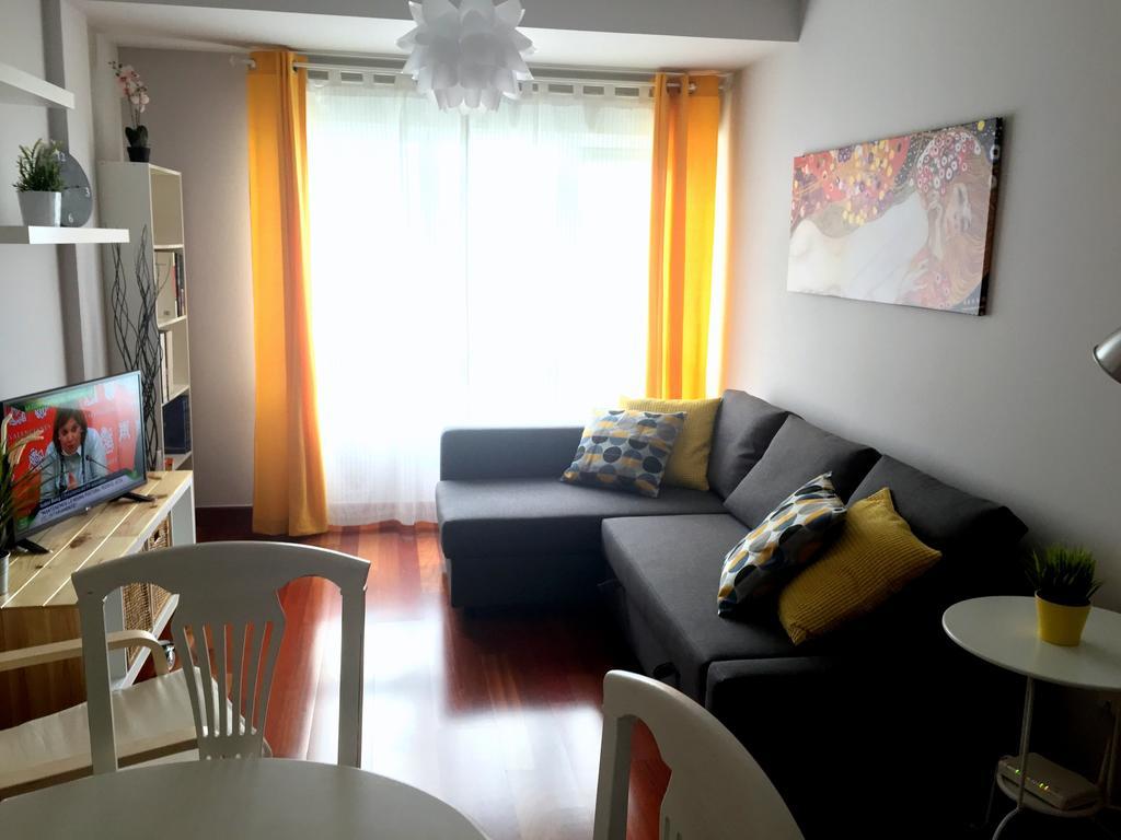 Apartamento Playa Poniente Gijón Esterno foto