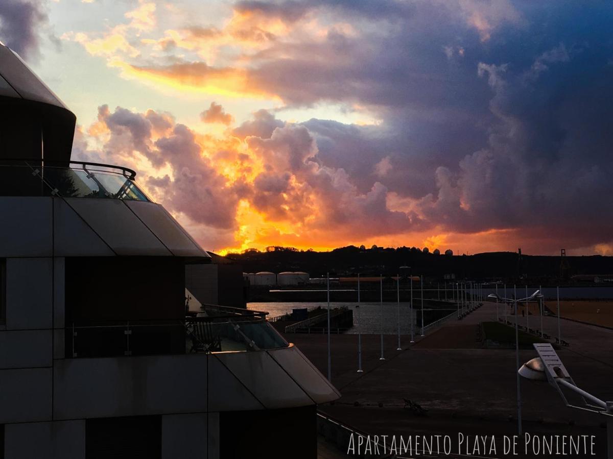 Apartamento Playa Poniente Gijón Esterno foto
